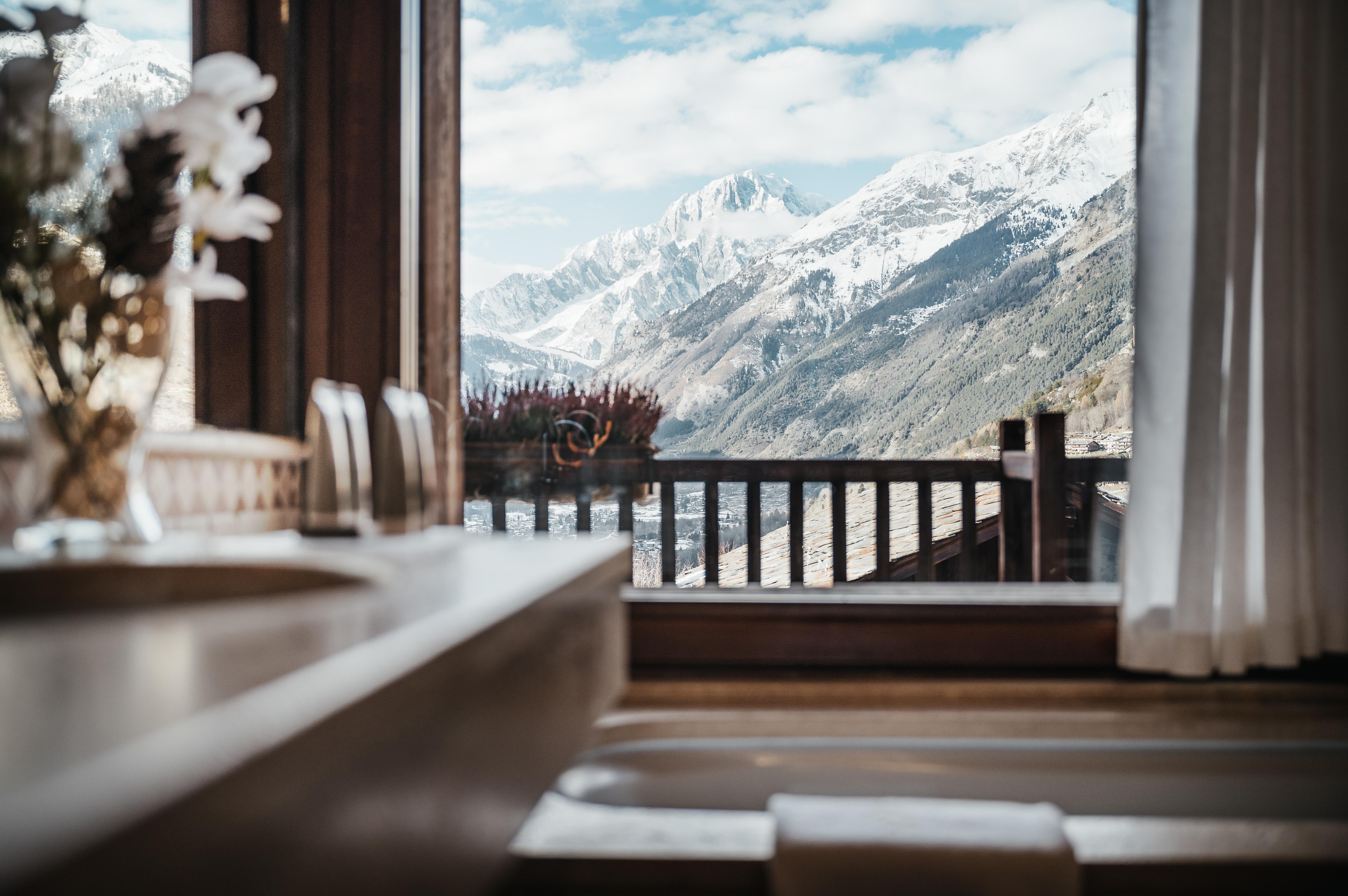 Relais Mont Blanc Hotel & Spa La Salle Exterior foto